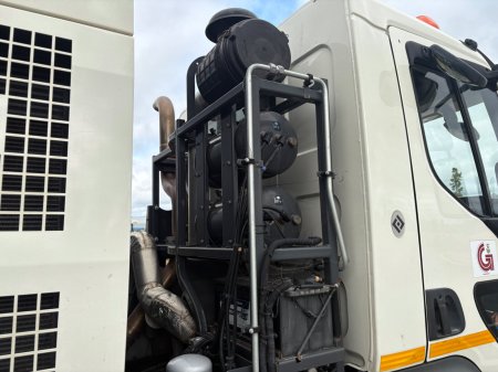 2021 Volvo FL250 - photo 6