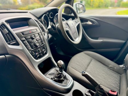 2015 Opel Astra - photo 16