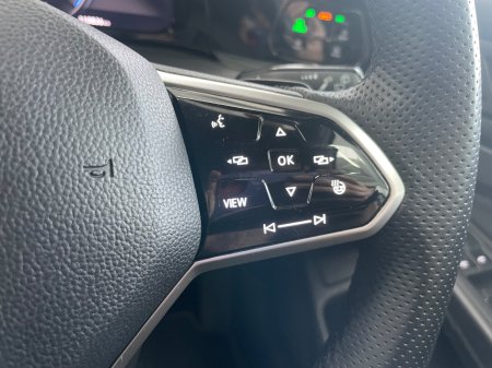 2021 Volkswagen Golf - photo 21