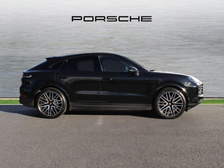 2025 Porsche Cayenne - photo 4