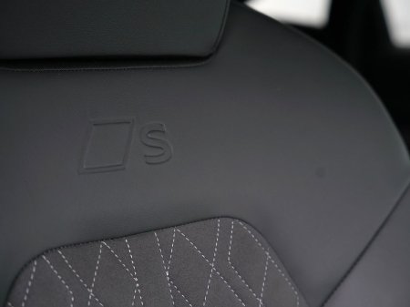 2025 Audi A6 - photo 27