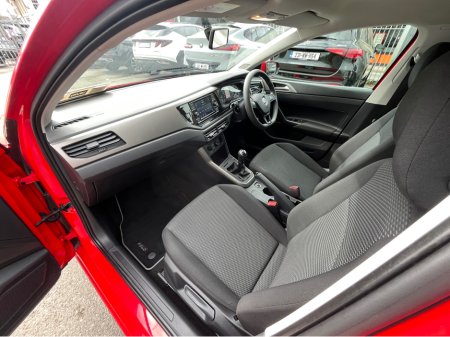 2018 Volkswagen Polo - photo 25