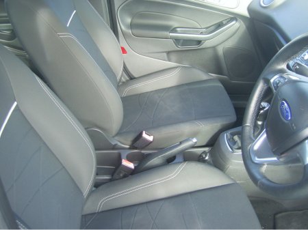 2015 Ford Fiesta - photo 5