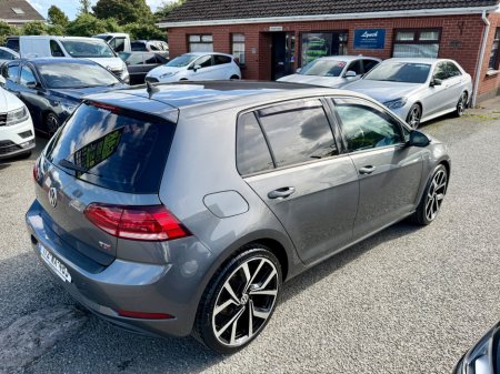 2017 Volkswagen Golf - photo 2