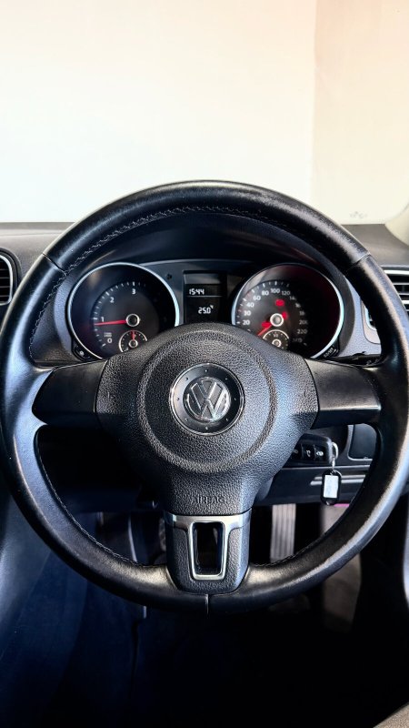 2011 Volkswagen Golf - photo 11