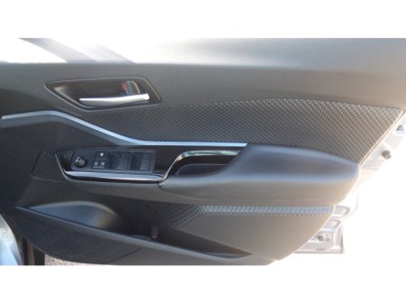 2021 Toyota C-HR - photo 10
