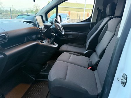 2020 Peugeot Partner - photo 3