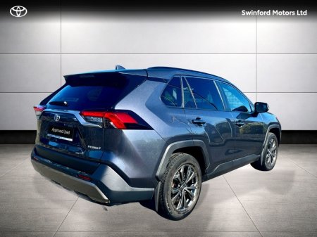 2024 Toyota RAV4 - photo 2