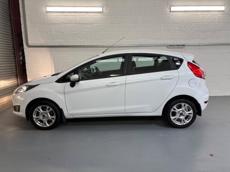 2015 Ford Fiesta - photo 7