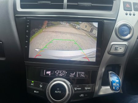 2017 Toyota Prius - photo 9