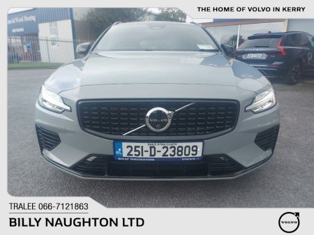 2025 Volvo V60 - photo 2