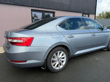 2020 Skoda Superb - photo 12