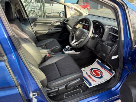 2014 Honda Fit - photo 9