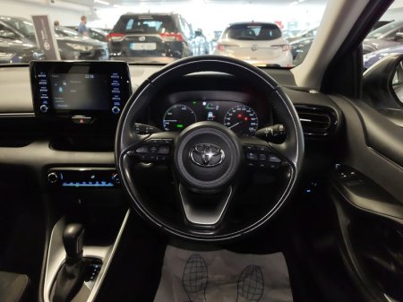 2023 Toyota Yaris - photo 9