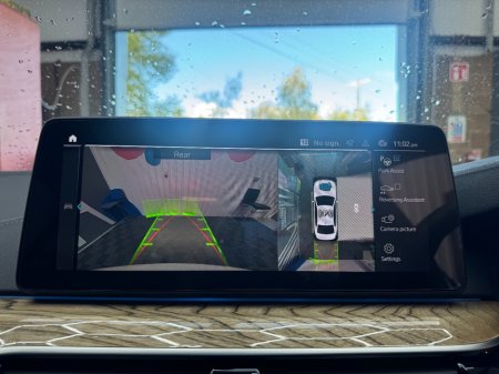 2021 BMW 5-Series - photo 10