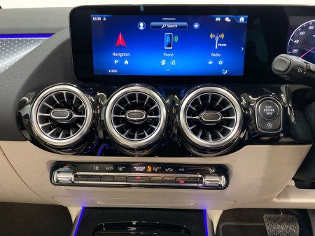 2026 Mercedes-Benz GLA - photo 11