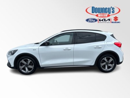 2020 Ford Focus - photo 7