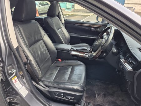 2015 Lexus ES - photo 13