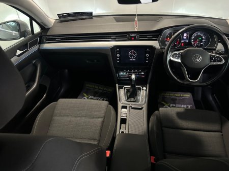 2022 Volkswagen Passat - photo 4