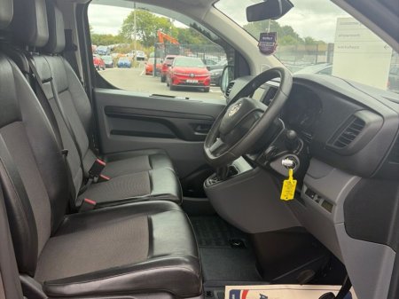 2020 Opel Vivaro - photo 10