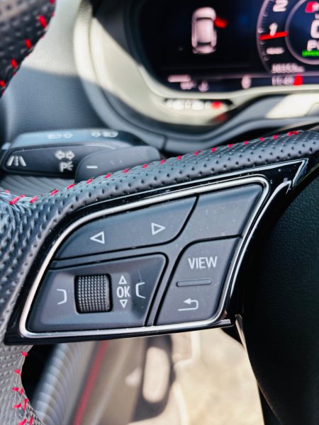2020 Audi SQ2 - photo 15