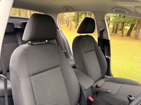 2011 Volkswagen Golf - photo 16