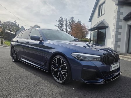 2021 BMW 5-Series - photo 2