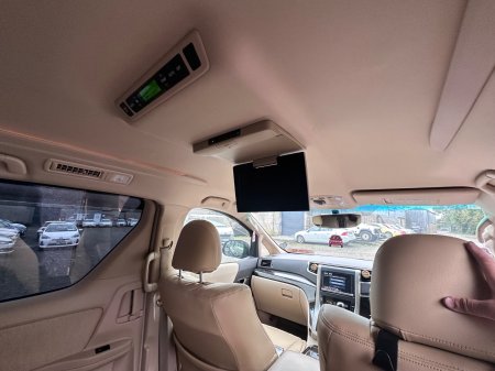 2014 Toyota Alphard - photo 17