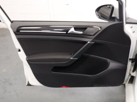 2018 Volkswagen Golf - photo 36