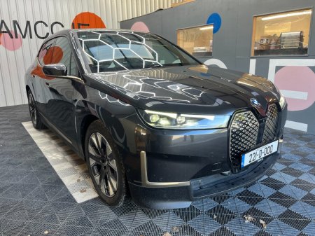 2022 BMW iX 2022 BMW IX 4WD XDRIVE40 AUTOMATIC / CRUISE CONTROL / PARKING CAMERA / ELECTRIC MEMORY & HEATED SEAT