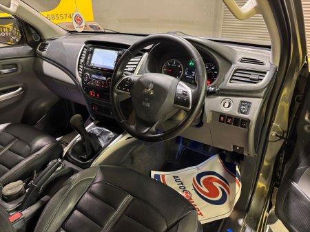 2015 Mitsubishi L200 - photo 13