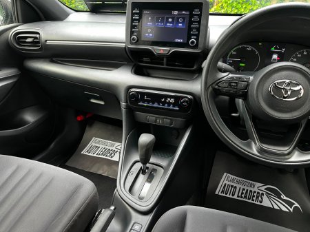 2022 Toyota Yaris - photo 15