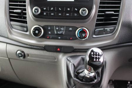 2018 Ford Transit - photo 17