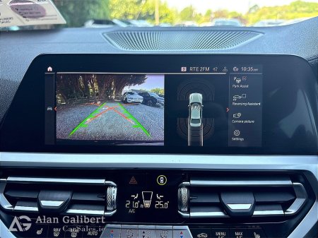 2021 BMW 3-Series - photo 14