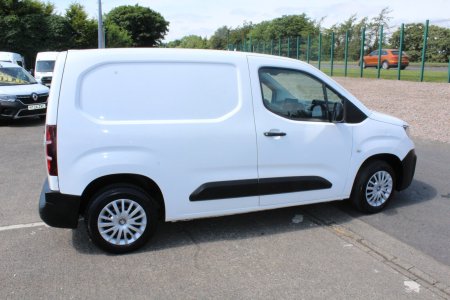2020 Peugeot Partner - photo 8