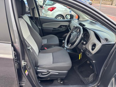 2017 Toyota Yaris - photo 7