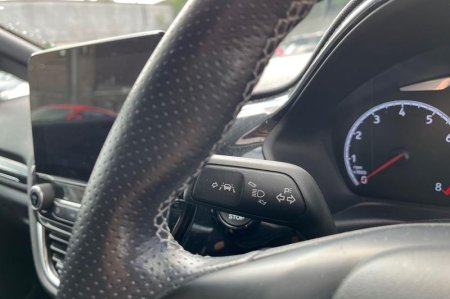 2020 Ford Fiesta - photo 14