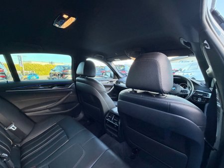 2017 BMW 5-Series - photo 38