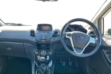 2017 Ford Fiesta - photo 10