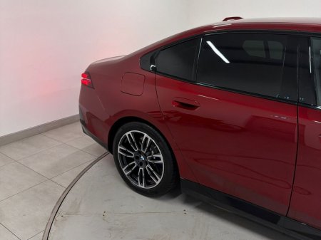 2026 BMW 5-Series - photo 24