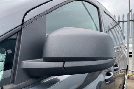 2025 Ford Transit Connect - photo 16