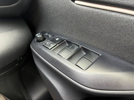 2021 Toyota Yaris - photo 15