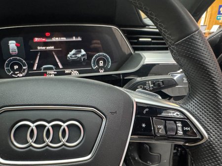 2023 Audi e-tron - photo 10