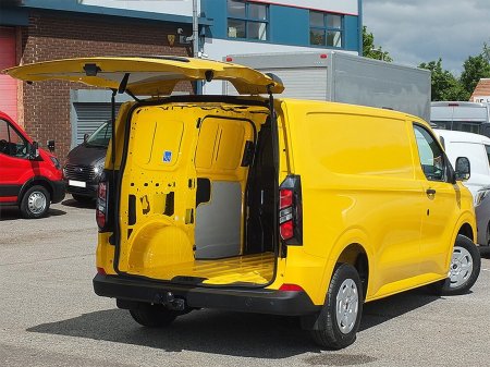 2025 Ford Transit Custom - photo 3