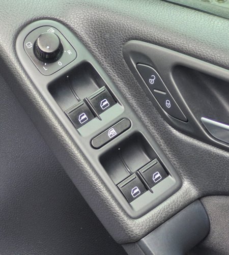 2011 Volkswagen Golf - photo 19