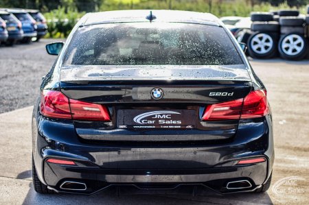 2018 BMW 5-Series - photo 9