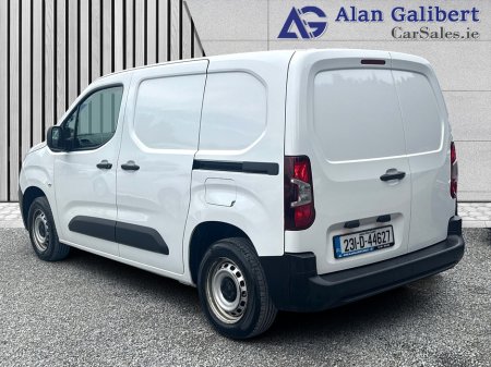 2023 Peugeot Partner - photo 2