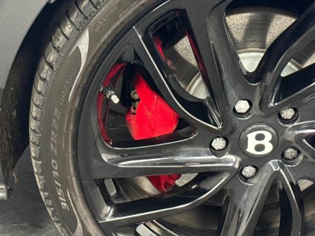 2025 Bentley Flying Spur - photo 26