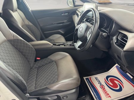 2020 Toyota C-HR - photo 11