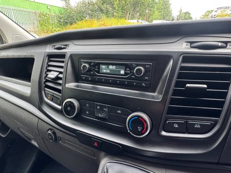 2020 Ford Transit Custom - photo 23